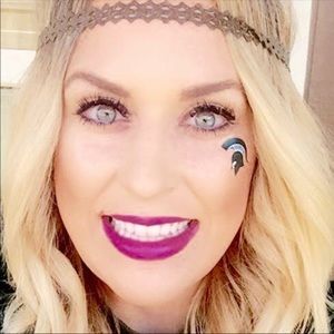 Meet your Posher, Jenna